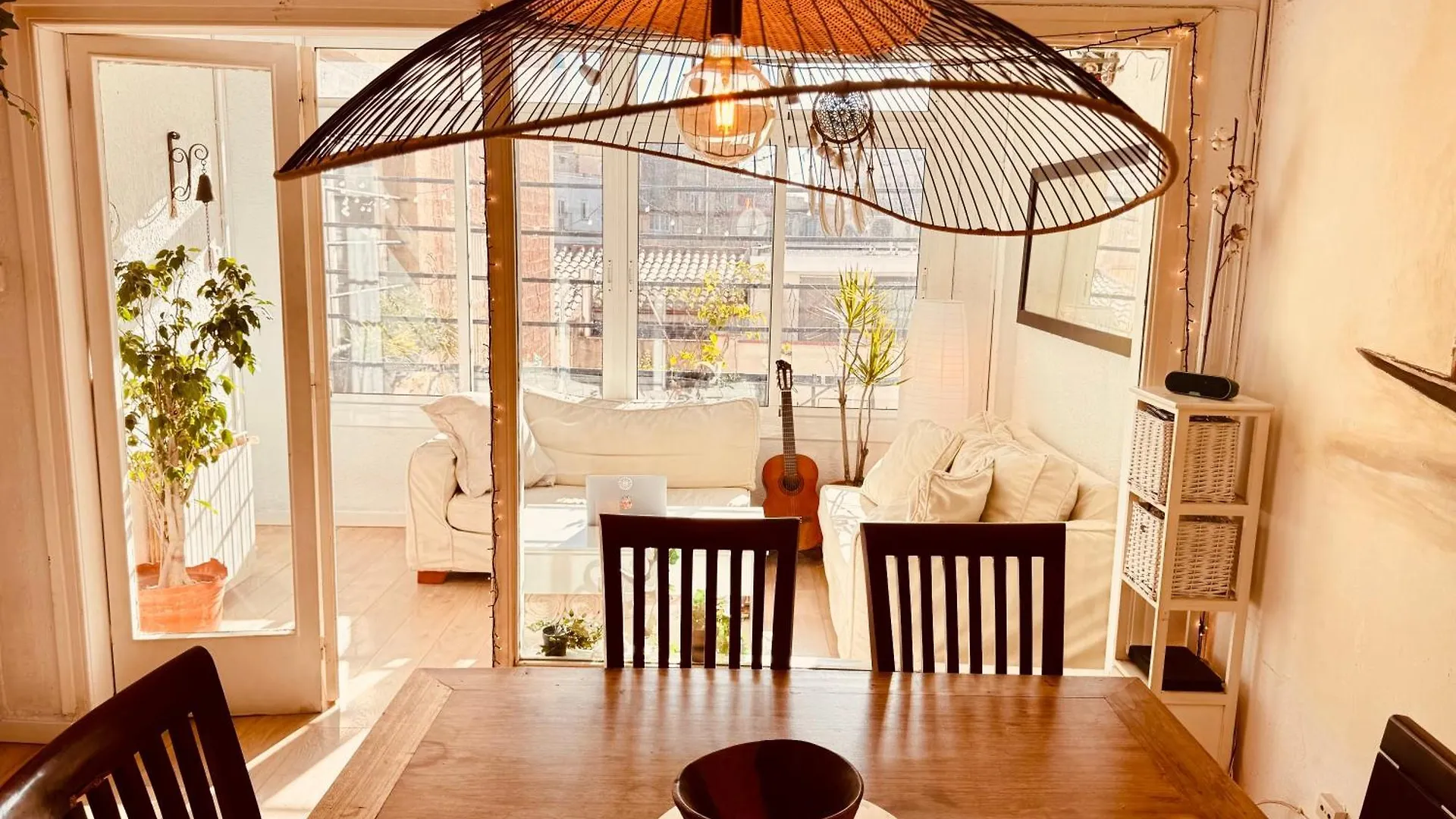 Homestay Casa Clot Apartment Barcelona Spain